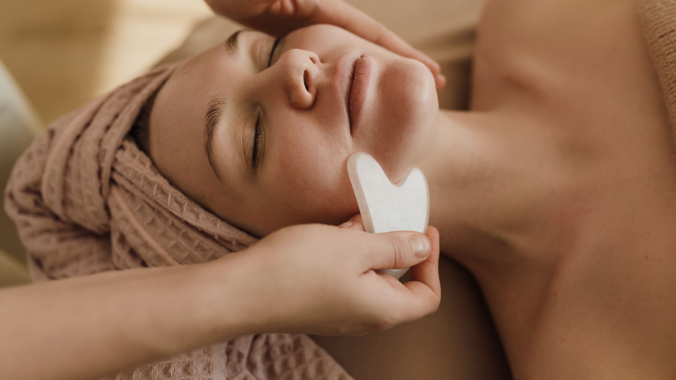 Gua Sha viso